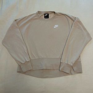 EUC WOMENS CROPPED NIKE CREWNECK